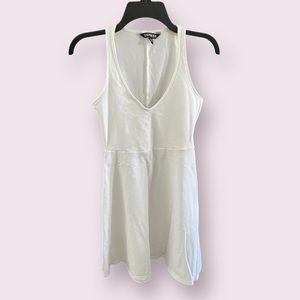 Express white sleeveless v-neck dress size XS